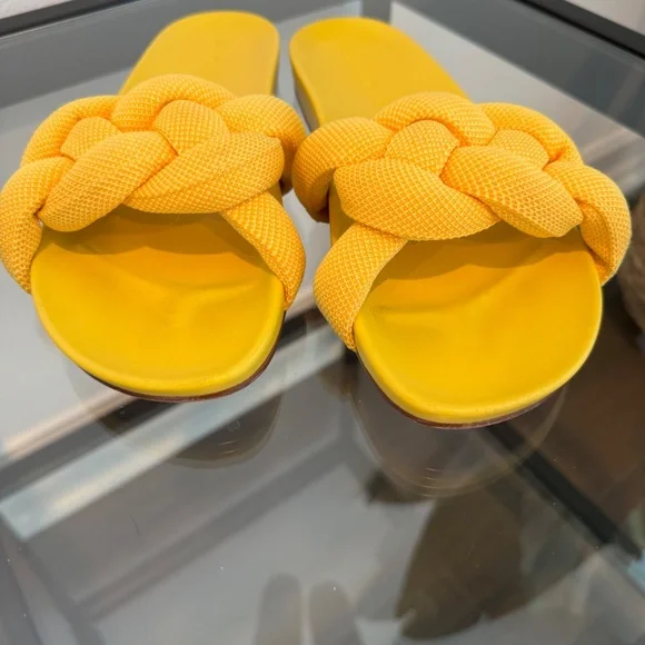 ROTHYS Women’s Bubble Slide Slip On Sandal in Canary Yellow Size 7.5 - Picture 3 of 14